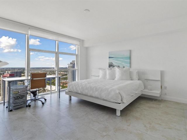 Apartment for sale  Unit #4507 - photo 6183599