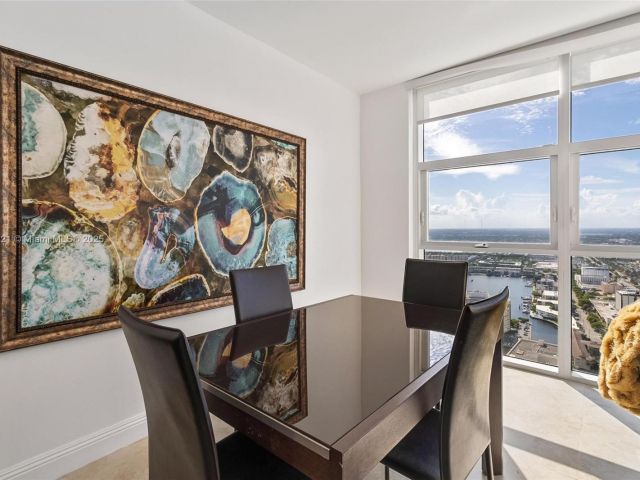 Apartment for sale  Unit #4507 - photo 6183603