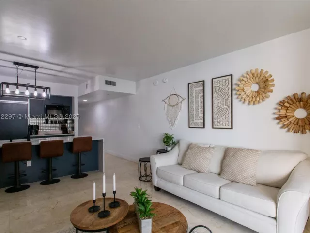 1-bedroom condo for rent in Hallandale Beach - 1830 S Ocean Dr 1712 - MondialRealty
