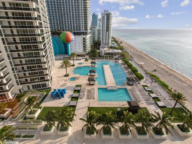 Apartment for rent  Unit #1712 - photo 6152089