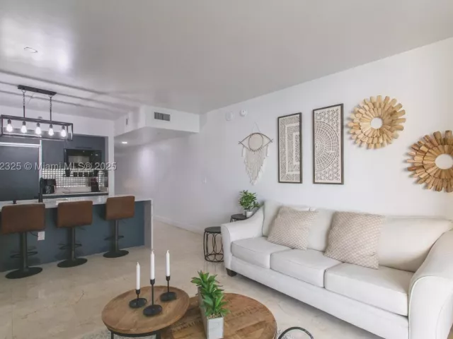 1-bedroom condo for sale in Hallandale Beach - 1830 S Ocean Dr 1712 - MondialRealty