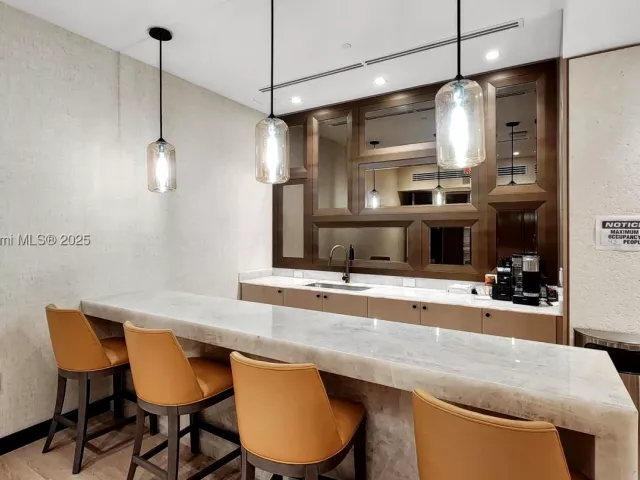3-bedroom condo for sale in Bal Harbour - 10175 Collins Ave 1202 - MondialRealty