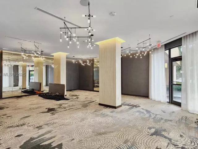 3-bedroom condo for sale in Bal Harbour - 10175 Collins Ave 1202 - MondialRealty