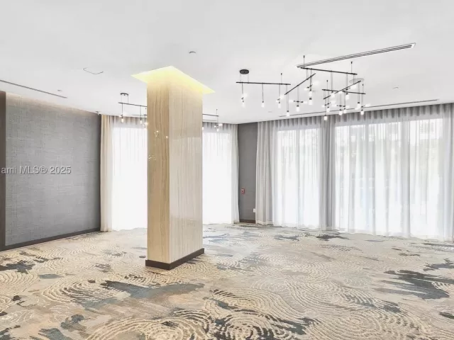 3-bedroom condo for sale in Bal Harbour - 10175 Collins Ave 1202 - MondialRealty