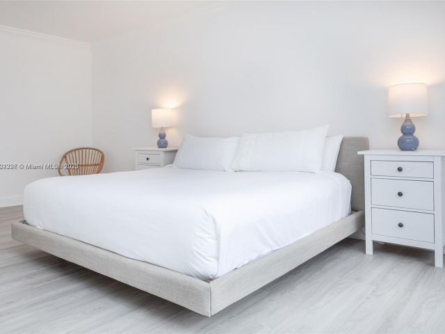 Apartment for rent  Unit #812 - photo 6140502