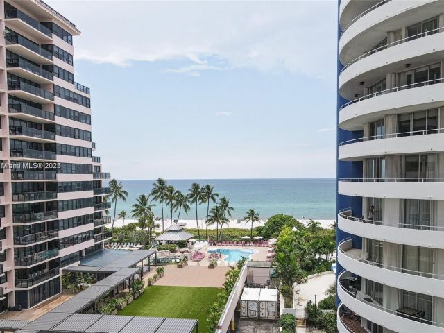 Apartment for rent  Unit #812 - photo 6140517