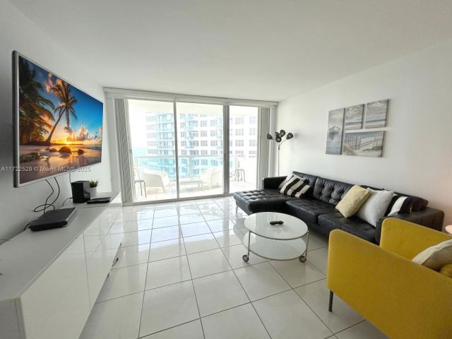 Apartment for sale  Unit #926 - photo 5692545