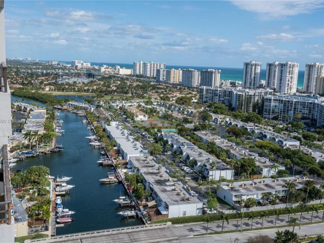 Apartment for sale  Unit #1410 - photo 5679692