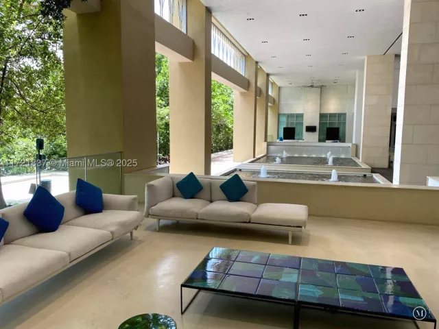 3-bedroom condo for rent in Sunny Isles Beach - 300 Sunny Isles Blvd 4-703 - MondialRealty