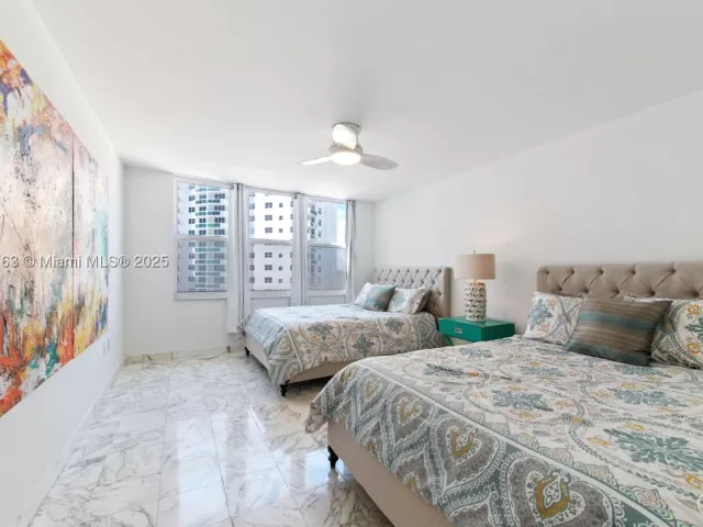 2-bedroom condo for rent in Hollywood - 2751 S Ocean Dr 505N - MondialRealty