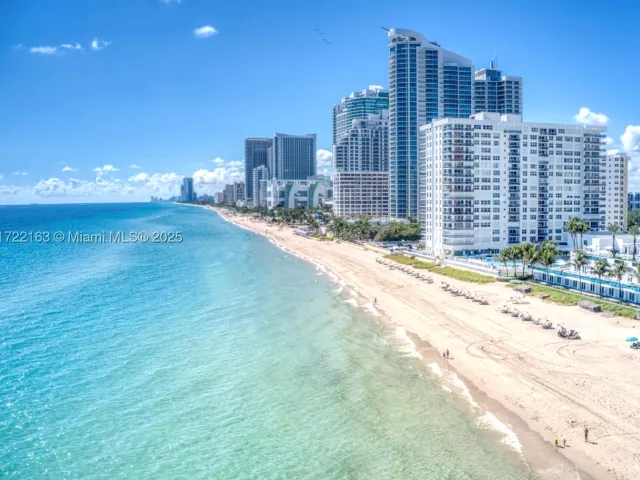 2-bedroom condo for rent in Hollywood - 2751 S Ocean Dr 505N - MondialRealty