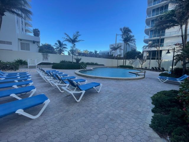 1-bedroom condo for rent in Hollywood - 4001 S Ocean Dr 10D - MondialRealty