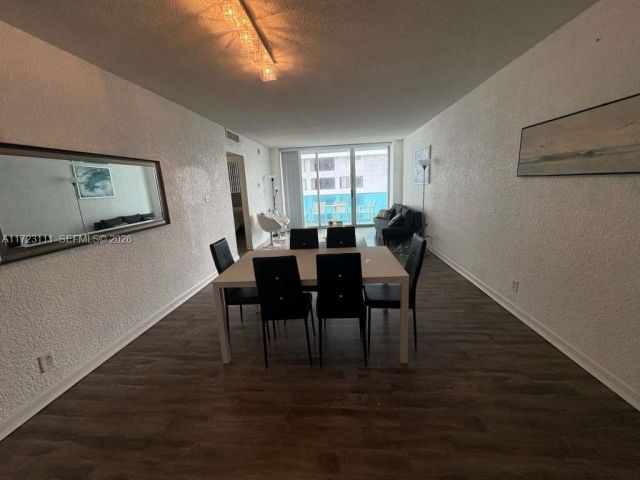 1-bedroom condo for rent in Hollywood - 4001 S Ocean Dr 10D - MondialRealty