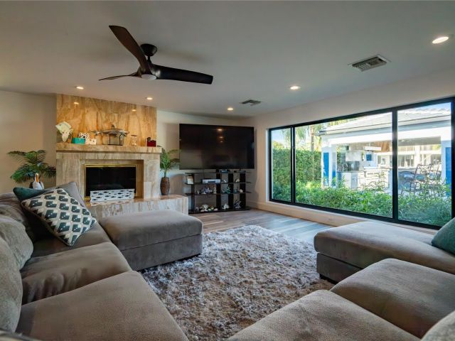 Home for sale at 2817 NE 26th Ct - photo 6251242