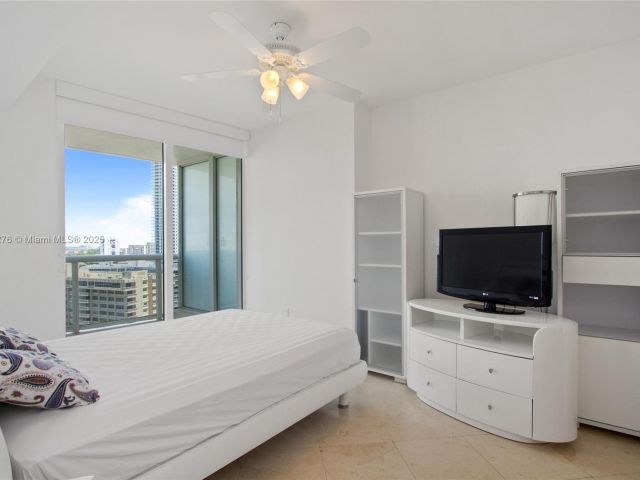 Apartment for sale  Unit #1608 - photo 5671872