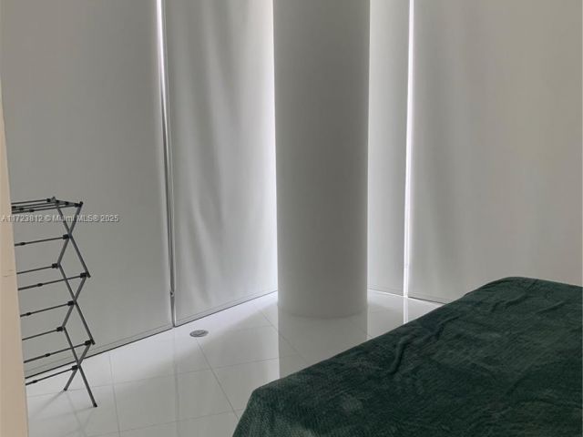 Apartment for sale  Unit #1002 - photo 5640570