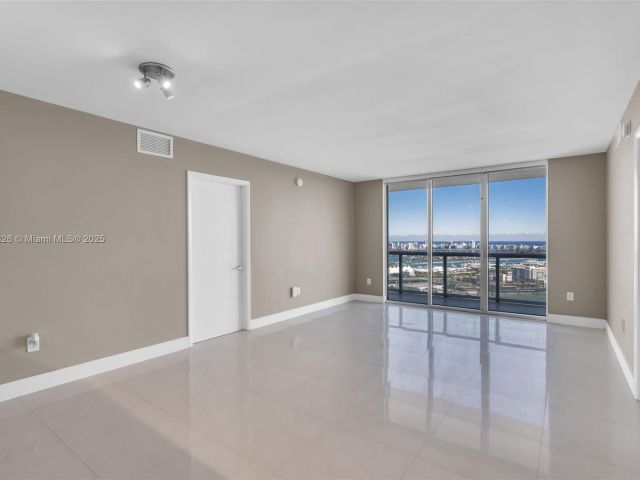 Apartment for sale  Unit #4208 - photo 6200127