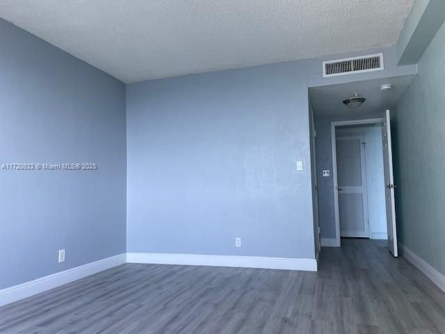 Apartment for sale  Unit #1131 - photo 5634472