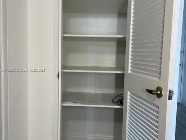 Apartment for sale  Unit #1131 - photo 5634473