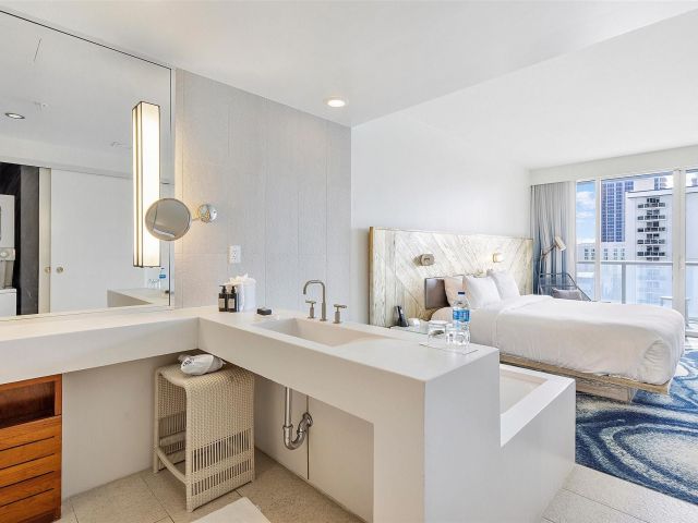 Apartment for sale  Unit #905 - photo 6265046