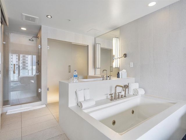 Apartment for sale  Unit #905 - photo 6265047