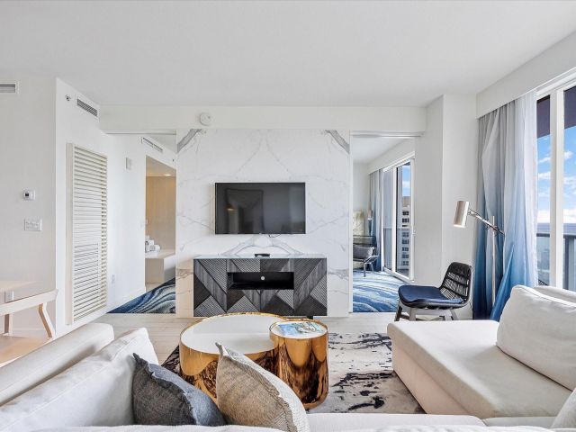 Apartment for sale  Unit #905 - photo 6265056