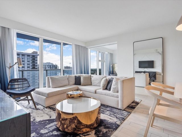 Apartment for sale  Unit #905 - photo 6265058