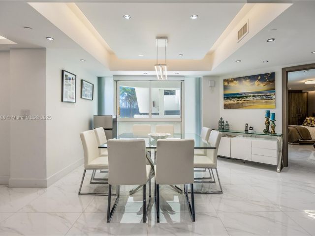 Apartment for rent  Unit #201 - photo 5664693