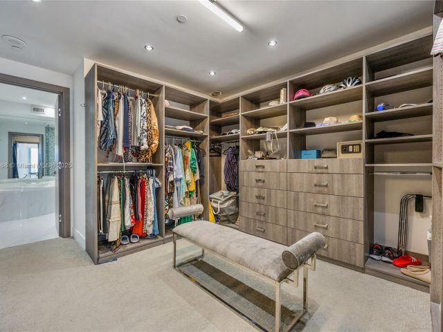 Apartment for rent  Unit #201 - photo 5664702