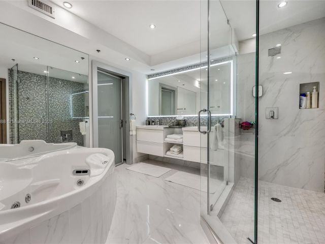 Apartment for rent  Unit #201 - photo 5664703