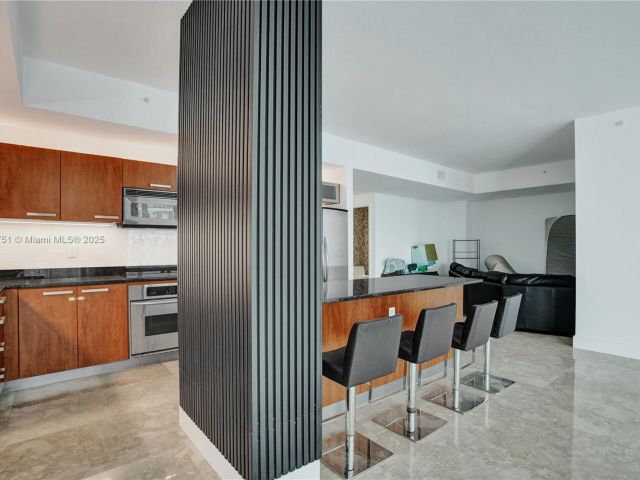 Apartment for sale  Unit #2-803 - photo 5683218