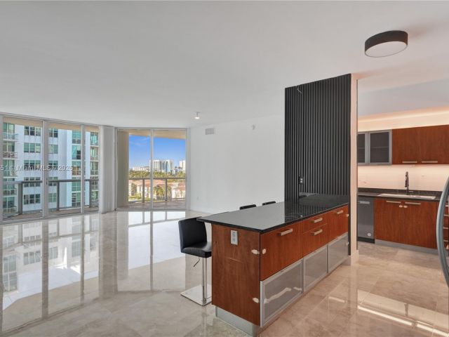 Apartment for sale  Unit #2-803 - photo 5683221