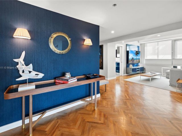 Apartment for rent  Unit #1002 - photo 5647730