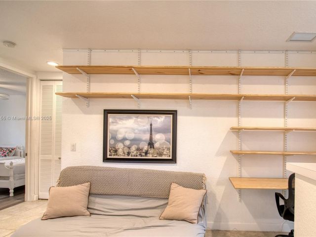 Home for rent at 2200 Lincoln Ave - photo 5840535