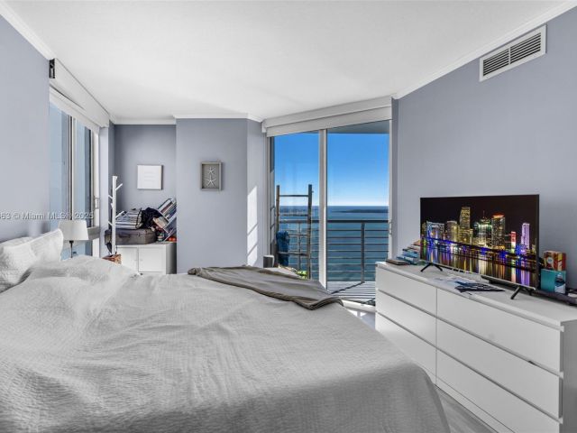 Apartment for sale  Unit #3726 - photo 5638498