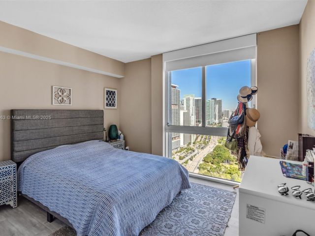 Apartment for sale  Unit #3726 - photo 5638504