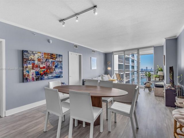 Apartment for sale  Unit #3726 - photo 5638508