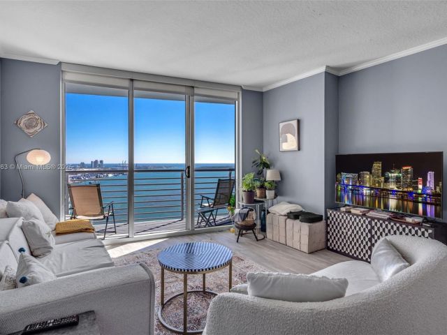 Apartment for sale  Unit #3726 - photo 5638510