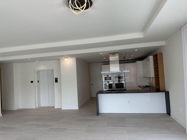 Apartment for rent  Unit #717 - photo 6829630