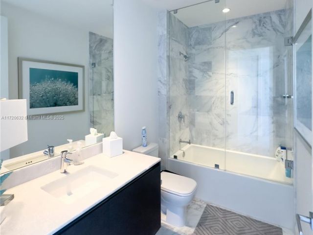 Apartment for sale  Unit #4503 - photo 5612588