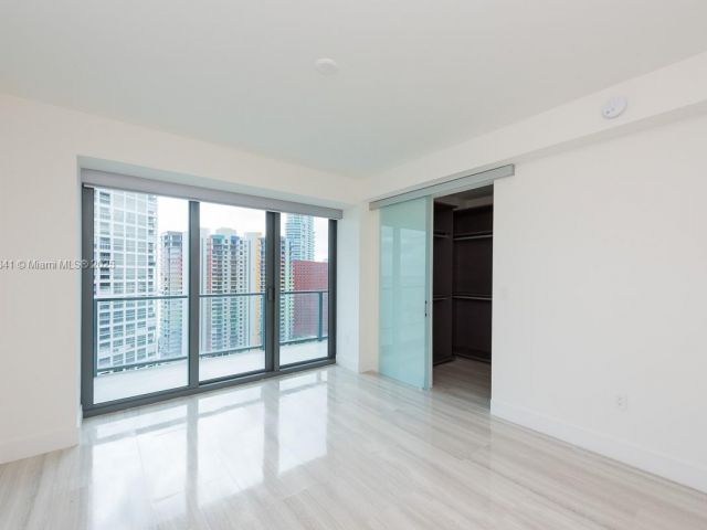 Apartment for sale  Unit #2103 - photo 5612575