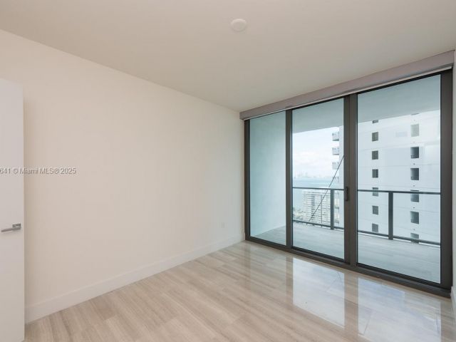 Apartment for sale  Unit #2103 - photo 5612579