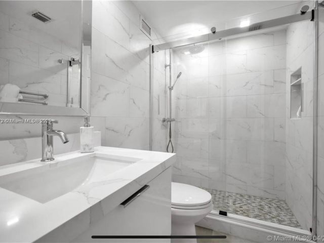 Apartment for sale  Unit #1520 - photo 5634629