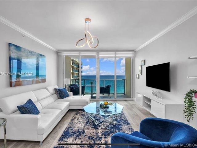 Apartment for sale  Unit #1520 - photo 5634633