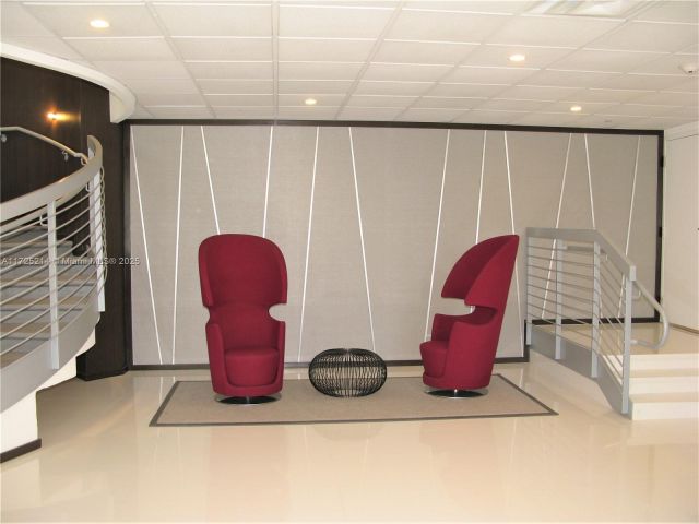 Apartment for sale  Unit #1011 - photo 7434341