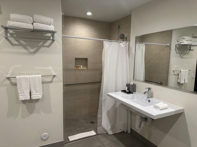 Apartment for sale  Unit #N222 - photo 5679010