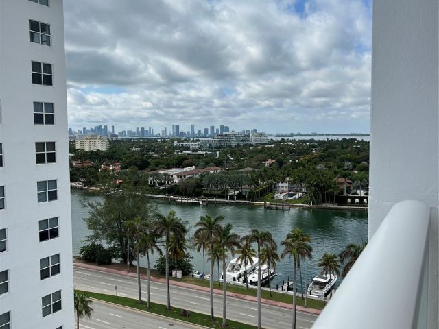 Apartment for sale  Unit #1210 - photo 5710206