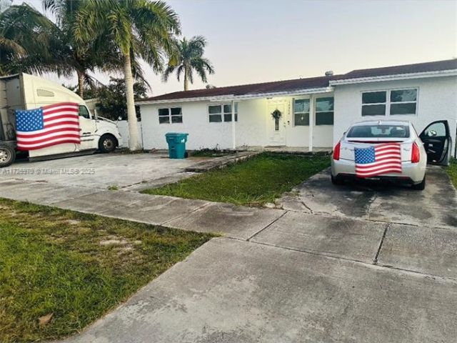 Home for sale at  - photo 6124059