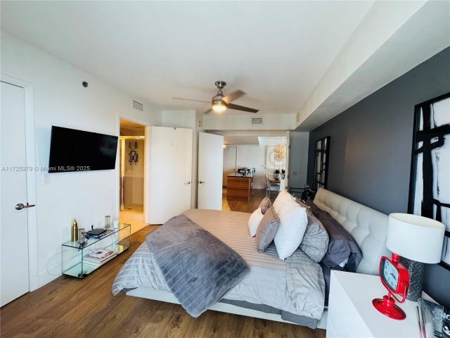 Apartment for sale  Unit #3510 - photo 5630287