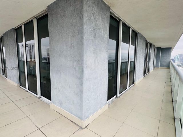 Apartment for sale  Unit #3510 - photo 5630293